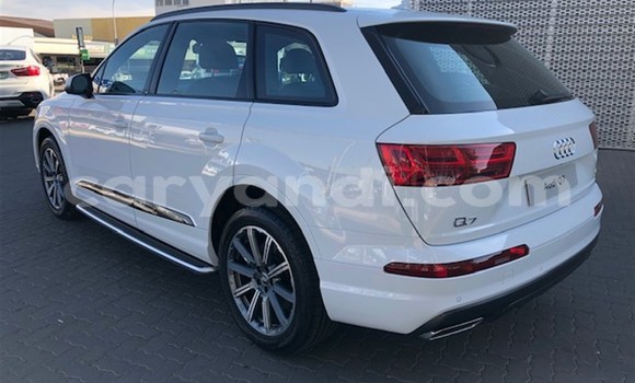 Acheter Occasion Voiture Audi Q7 Blanc à Lusaka, Zambie Acheter Occasion Voiture Audi Q7 Blanc à Lusaka, Zambie
