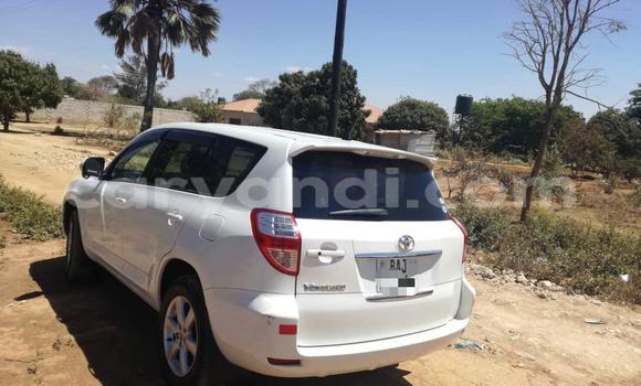 Acheter Occasion Voiture Toyota Vanguard Blanc à Lusaka, Zambie Acheter Occasion Voiture Toyota Vanguard Blanc à Lusaka, Zambie