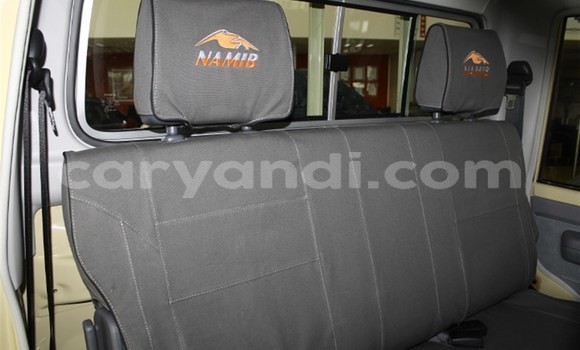Acheter Occasion Voiture Toyota Land Cruiser Autre à Livingstone, Zambie Acheter Occasion Voiture Toyota Land Cruiser Autre à Livingstone, Zambie