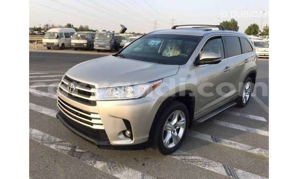 Buy Import Toyota Highlander Beige Car in Import - Dubai in Zambia Buy Import Toyota Highlander Beige Car in Import - Dubai in Zambia