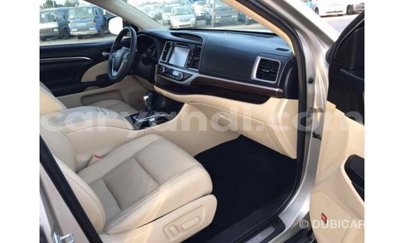 Buy Import Toyota Highlander Beige Car in Import - Dubai in Zambia Buy Import Toyota Highlander Beige Car in Import - Dubai in Zambia