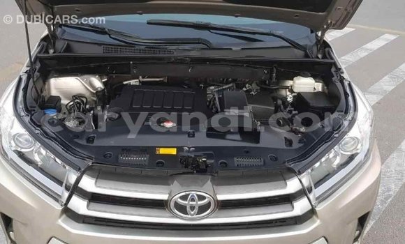 Buy Import Toyota Highlander Beige Car in Import - Dubai in Zambia Buy Import Toyota Highlander Beige Car in Import - Dubai in Zambia