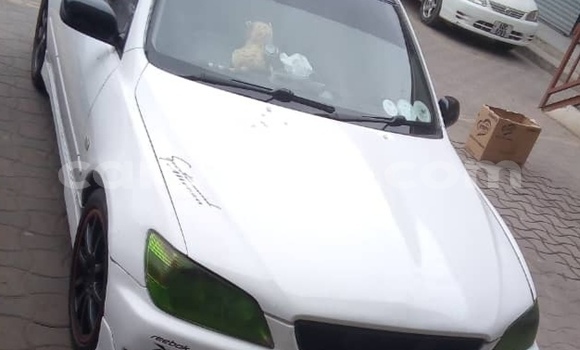 Buy Used Toyota Altezza White Car in Lusaka in Zambia Buy Used Toyota Altezza White Car in Lusaka in Zambia