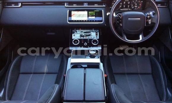 Tenga Tsaru Land Rover Range Rover Chena Mota in Livingstone in Zambia Tenga Tsaru Land Rover Range Rover Chena Mota in Livingstone in Zambia