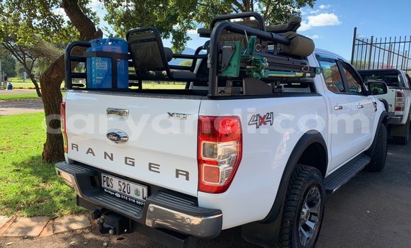 Acheter Occasion Voiture Ford Ranger Blanc à Livingstone, Zambie Acheter Occasion Voiture Ford Ranger Blanc à Livingstone, Zambie
