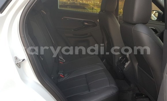 Acheter Occasion Voiture Land Rover Range Rover Evoque Blanc à Chingola, Zambie Acheter Occasion Voiture Land Rover Range Rover Evoque Blanc à Chingola, Zambie