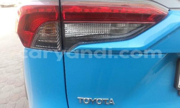 Acheter Occasion Voiture Toyota RAV4 Rouge à Chingola, Zambie Acheter Occasion Voiture Toyota RAV4 Rouge à Chingola, Zambie