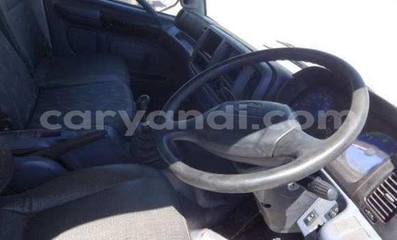 Acheter Occasion Utilitaire Hino Ranger Blanc à Chingola, Zambie Acheter Occasion Utilitaire Hino Ranger Blanc à Chingola, Zambie