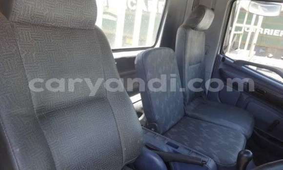 Acheter Occasion Utilitaire Hino Ranger Blanc à Chingola, Zambie Acheter Occasion Utilitaire Hino Ranger Blanc à Chingola, Zambie