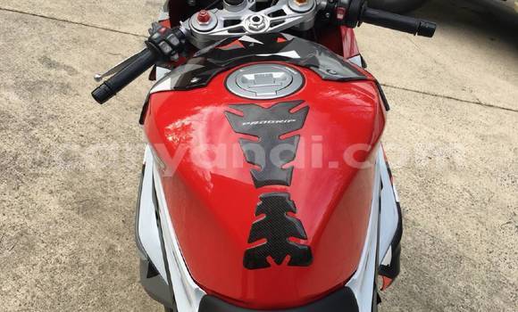 Buy Used BMW S 1000 Red Bike in Lusaka in Zambia Buy Used BMW S 1000 Red Bike in Lusaka in Zambia