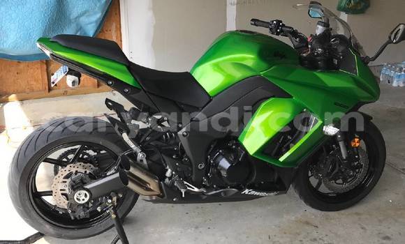 Buy Used Kawasaki Z 1000 Green Bike in Lusaka in Zambia Buy Used Kawasaki Z 1000 Green Bike in Lusaka in Zambia
