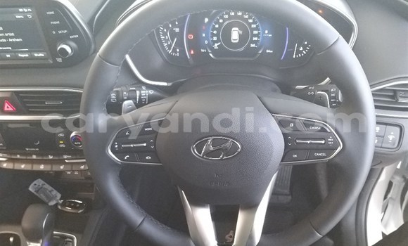 Tenga Tsaru Hyundai Santa Fe Chena Mota in Chingola in Zambia Tenga Tsaru Hyundai Santa Fe Chena Mota in Chingola in Zambia