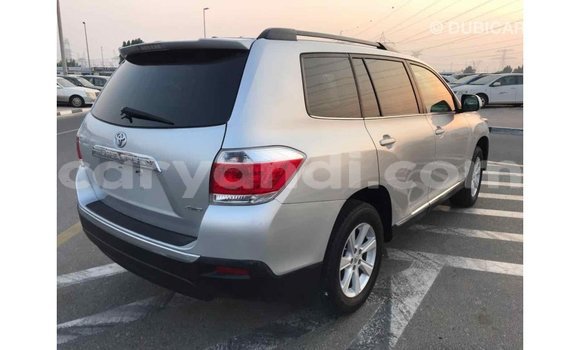 Tenga Imported Toyota Highlander Zvimwe Mota in Import - Dubai in Zambia Tenga Imported Toyota Highlander Zvimwe Mota in Import - Dubai in Zambia