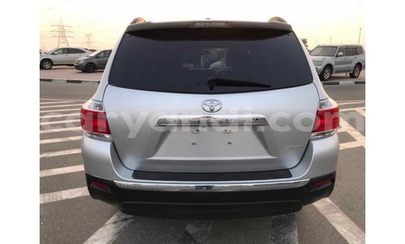 Tenga Imported Toyota Highlander Zvimwe Mota in Import - Dubai in Zambia Tenga Imported Toyota Highlander Zvimwe Mota in Import - Dubai in Zambia