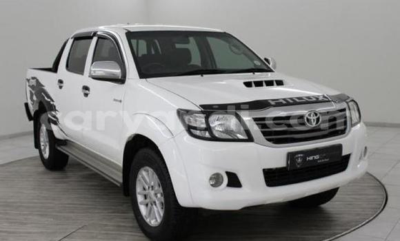 Tenga Tsaru Toyota Hilux Zvimwe Mota in Lusaka in Zambia Tenga Tsaru Toyota Hilux Zvimwe Mota in Lusaka in Zambia