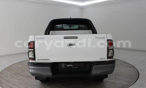 Tenga Tsaru Toyota Hilux Zvimwe Mota in Lusaka in Zambia Tenga Tsaru Toyota Hilux Zvimwe Mota in Lusaka in Zambia