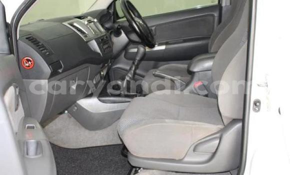 Tenga Tsaru Toyota Hilux Zvimwe Mota in Lusaka in Zambia Tenga Tsaru Toyota Hilux Zvimwe Mota in Lusaka in Zambia