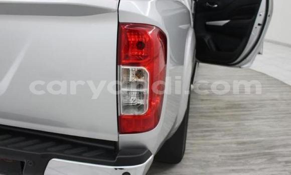 Tenga Tsaru Nissan Navara Sirivha Mota in Chingola in Zambia Tenga Tsaru Nissan Navara Sirivha Mota in Chingola in Zambia