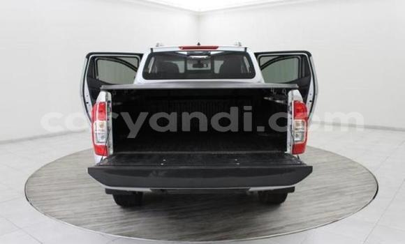 Tenga Tsaru Nissan Navara Sirivha Mota in Chingola in Zambia Tenga Tsaru Nissan Navara Sirivha Mota in Chingola in Zambia