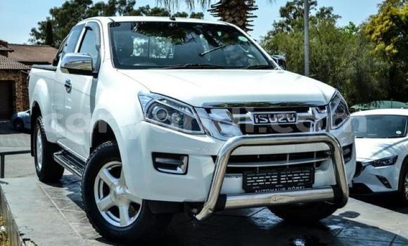 Buy Used Isuzu KB White Car in Lusaka in Zambia Buy Used Isuzu KB White Car in Lusaka in Zambia