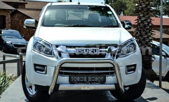 Buy Used Isuzu KB White Car in Lusaka in Zambia Buy Used Isuzu KB White Car in Lusaka in Zambia