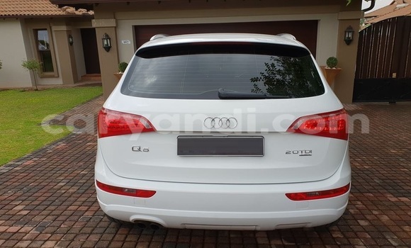 Acheter Occasion Voiture Audi Q5 Blanc à Chingola, Zambie Acheter Occasion Voiture Audi Q5 Blanc à Chingola, Zambie