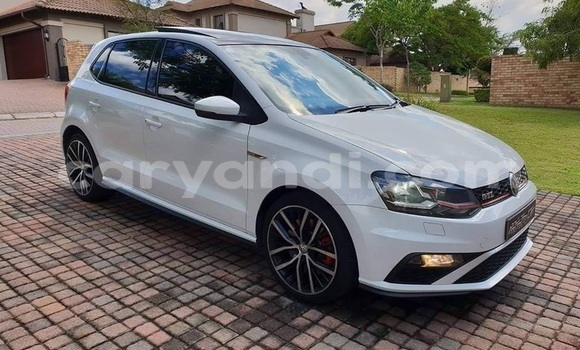 Acheter Occasion Voiture Volkswagen Polo GTI Blanc à Lusaka, Zambie Acheter Occasion Voiture Volkswagen Polo GTI Blanc à Lusaka, Zambie
