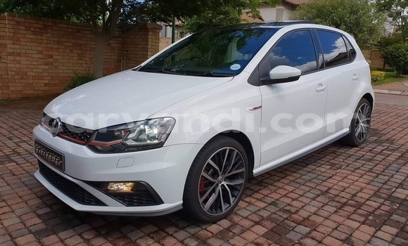 Acheter Occasion Voiture Volkswagen Polo GTI Blanc à Lusaka, Zambie Acheter Occasion Voiture Volkswagen Polo GTI Blanc à Lusaka, Zambie