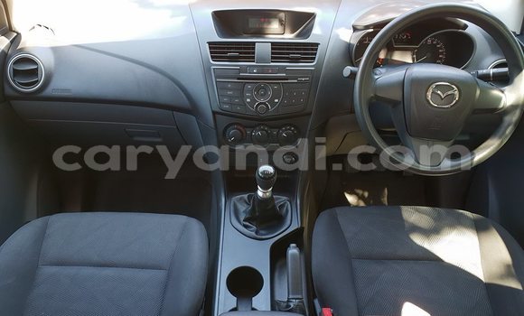 Acheter Occasion Voiture Mazda BT-50 Blanc à Lusaka, Zambie Acheter Occasion Voiture Mazda BT-50 Blanc à Lusaka, Zambie