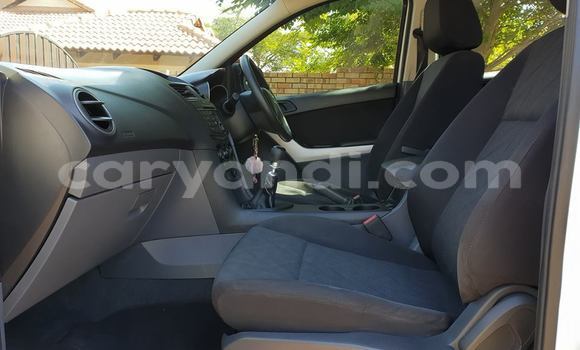 Acheter Occasion Voiture Mazda BT-50 Blanc à Lusaka, Zambie Acheter Occasion Voiture Mazda BT-50 Blanc à Lusaka, Zambie