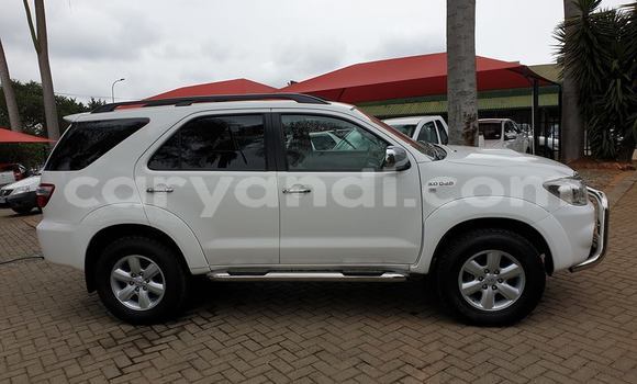 Buy Used Toyota Fortuner White Car in Lusaka in Zambia Buy Used Toyota Fortuner White Car in Lusaka in Zambia