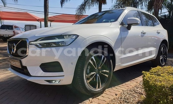 Acheter Occasion Voiture Volvo XC60 Blanc à Lusaka, Zambie Acheter Occasion Voiture Volvo XC60 Blanc à Lusaka, Zambie