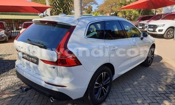 Acheter Occasion Voiture Volvo XC60 Blanc à Lusaka, Zambie Acheter Occasion Voiture Volvo XC60 Blanc à Lusaka, Zambie