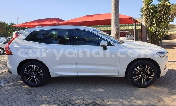 Acheter Occasion Voiture Volvo XC60 Blanc à Lusaka, Zambie Acheter Occasion Voiture Volvo XC60 Blanc à Lusaka, Zambie