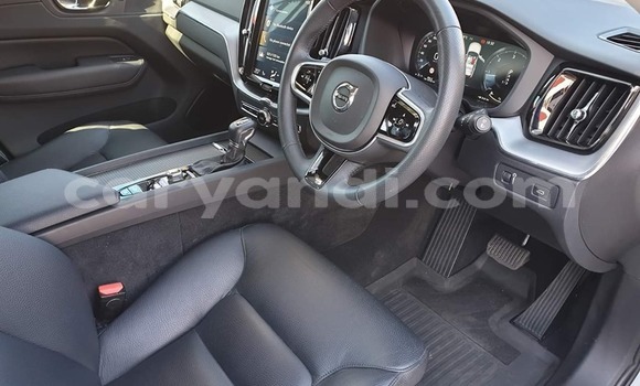 Acheter Occasion Voiture Volvo XC60 Blanc à Lusaka, Zambie Acheter Occasion Voiture Volvo XC60 Blanc à Lusaka, Zambie
