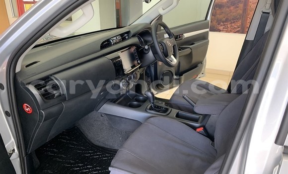 Acheter Occasion Voiture Toyota Hilux Gris à Lusaka, Zambie Acheter Occasion Voiture Toyota Hilux Gris à Lusaka, Zambie