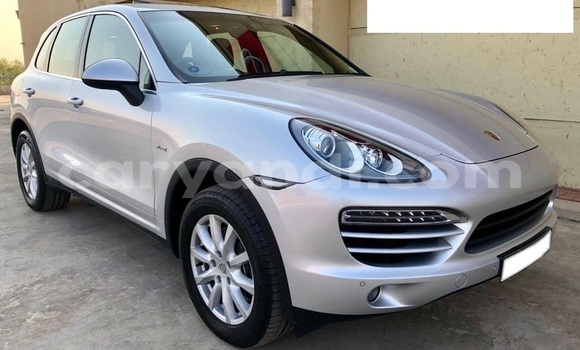 Buy Used Porsche Cayenne Silver Car in Lusaka in Zambia