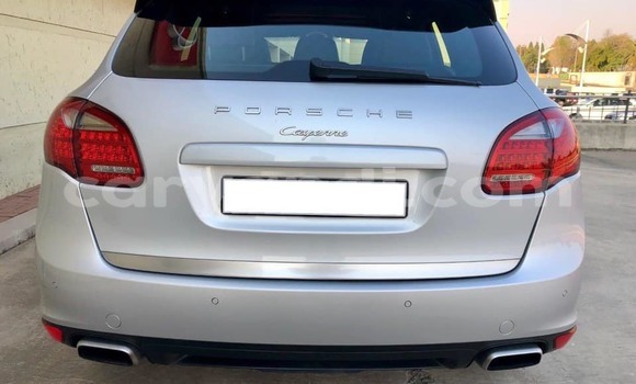 Acheter Occasion Voiture Porsche Cayenne Gris à Lusaka, Zambie Acheter Occasion Voiture Porsche Cayenne Gris à Lusaka, Zambie
