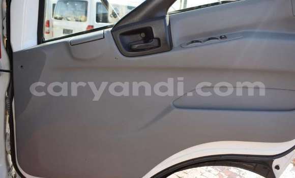 Tenga Tsaru Hino 300 Series Chena Rori in Lusaka in Zambia Tenga Tsaru Hino 300 Series Chena Rori in Lusaka in Zambia