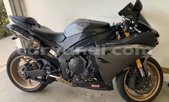 Acheter Occasion Moto Yamaha R1 Beige à Lusaka, Zambie Acheter Occasion Moto Yamaha R1 Beige à Lusaka, Zambie