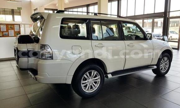 Acheter Occasion Voiture Mitsubishi Pajero Autre à Chingola, Zambie Acheter Occasion Voiture Mitsubishi Pajero Autre à Chingola, Zambie