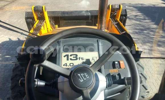 Tenga Tsaru Caterpillar 120 Zvimwe Rori in Chingola in Zambia Tenga Tsaru Caterpillar 120 Zvimwe Rori in Chingola in Zambia