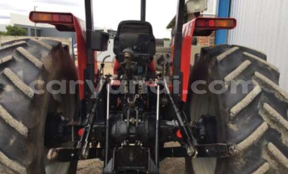 Nunua Ilio tumika Caterpillar 120 Nyingine Lori ndani ya Chingola nchini Zambia Nunua Ilio tumika Caterpillar 120 Nyingine Lori ndani ya Chingola nchini Zambia