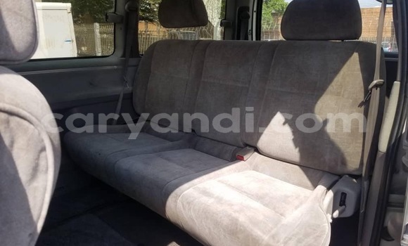 Acheter Occasion Voiture Toyota Regius Gris à Lusaka, Zambie Acheter Occasion Voiture Toyota Regius Gris à Lusaka, Zambie