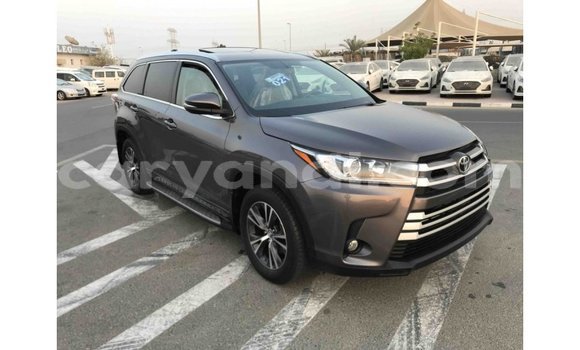 Tenga Imported Toyota Highlander Zvimwe Mota in Import - Dubai in Zambia Tenga Imported Toyota Highlander Zvimwe Mota in Import - Dubai in Zambia