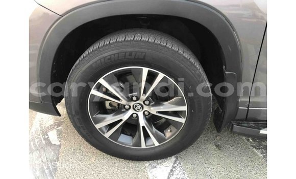 Tenga Imported Toyota Highlander Zvimwe Mota in Import - Dubai in Zambia Tenga Imported Toyota Highlander Zvimwe Mota in Import - Dubai in Zambia