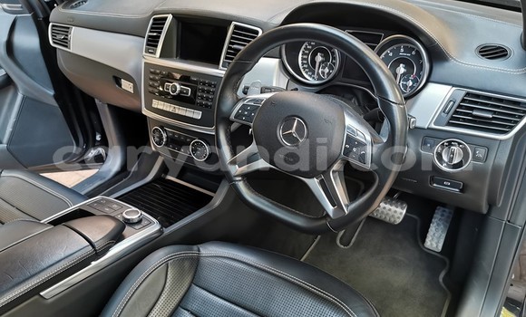 Acheter Occasion Voiture Mercedes‒Benz M-klasse AMG Noir à Lusaka, Zambie Acheter Occasion Voiture Mercedes‒Benz M-klasse AMG Noir à Lusaka, Zambie