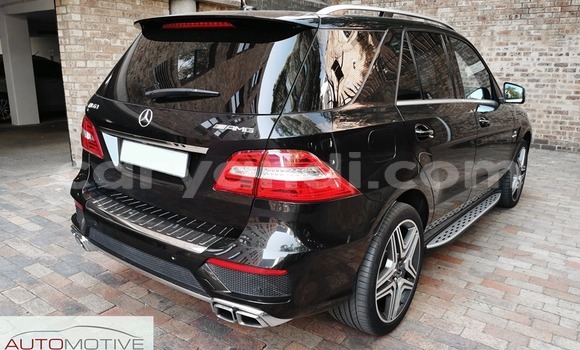 Acheter Occasion Voiture Mercedes‒Benz M-klasse AMG Noir à Lusaka, Zambie Acheter Occasion Voiture Mercedes‒Benz M-klasse AMG Noir à Lusaka, Zambie