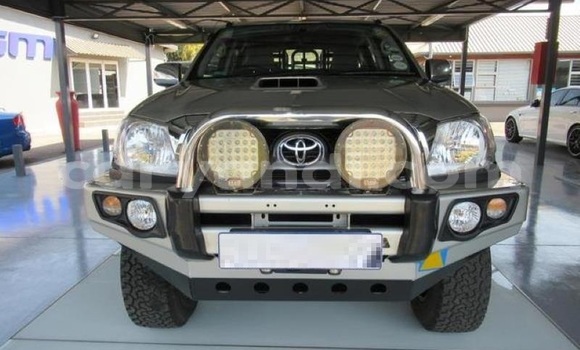 Acheter Occasion Voiture Toyota Hilux Gris à Lusaka, Zambie Acheter Occasion Voiture Toyota Hilux Gris à Lusaka, Zambie