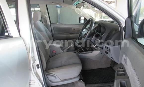 Acheter Occasion Voiture Toyota Hilux Gris à Lusaka, Zambie Acheter Occasion Voiture Toyota Hilux Gris à Lusaka, Zambie